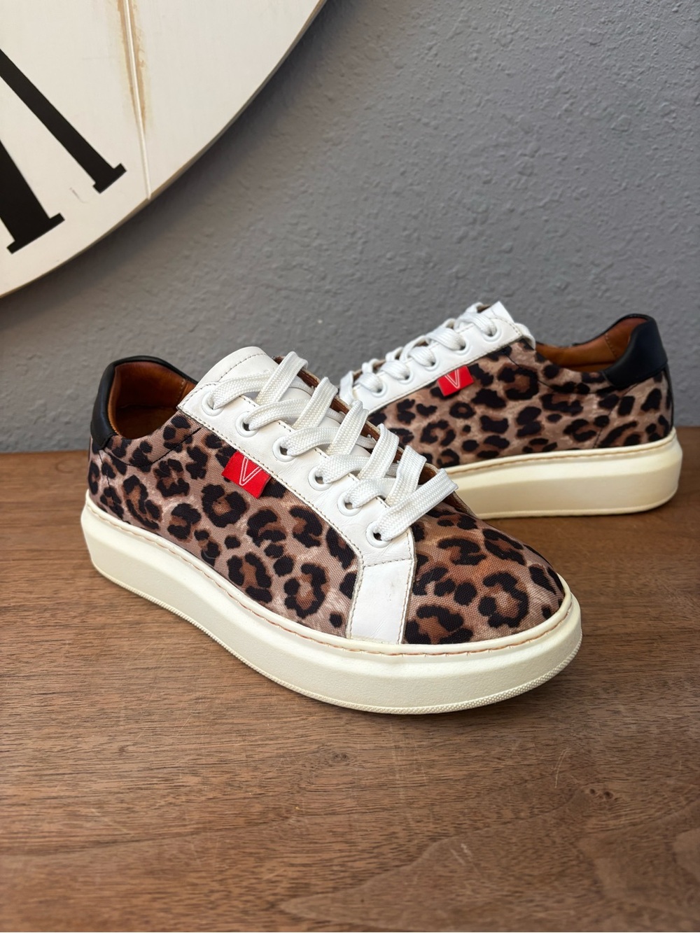 Veronica Beard Daelyn Leopard Sneakers Women 37